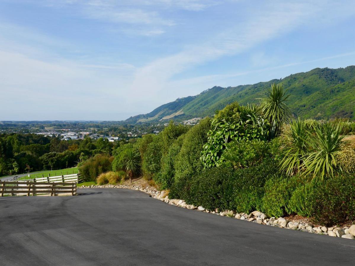 Aston Road Villa Bed & Breakfast Waikanae Exteriér fotografie