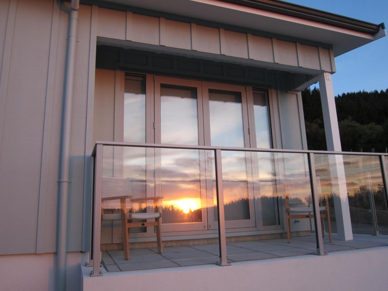 Aston Road Villa Bed & Breakfast Waikanae Exteriér fotografie